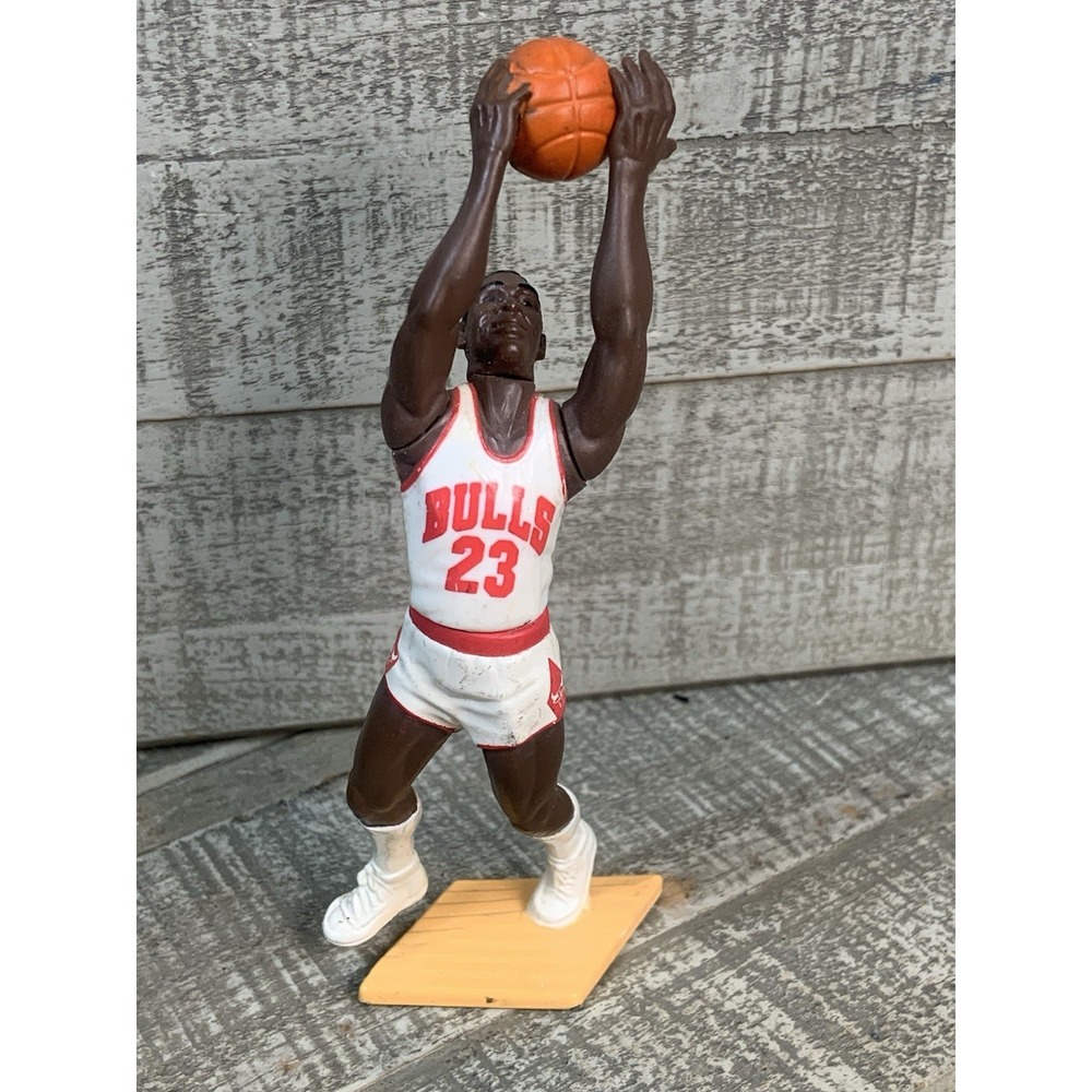 NBA 1988 Michael Jordan 23 Chicago Bulls Basketball Starting Lineup Figure 5.5"